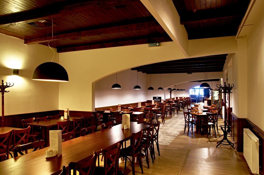 Kyjovsky Pivovar - Hotel, Restaurace, Pivni Lazne Luaran gambar