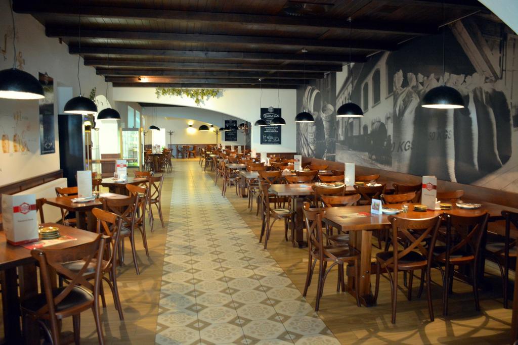 Kyjovsky Pivovar - Hotel, Restaurace, Pivni Lazne Luaran gambar